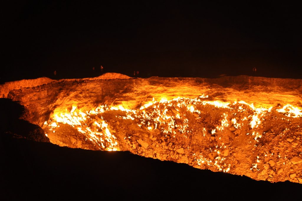 Darvaza (Door to Hell) gas crater
